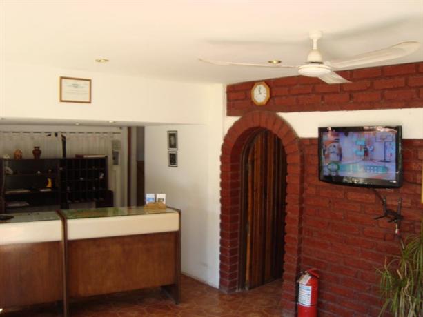 Hosteria Termas del Challao exterior