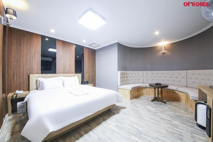 Standard Double room full double bed