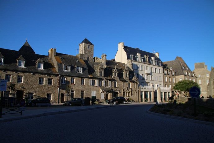 Logis Hotel Bellevue - Santec