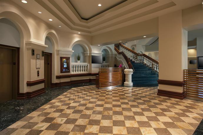 1 Bedroom Double Suite with bay view full double bed
