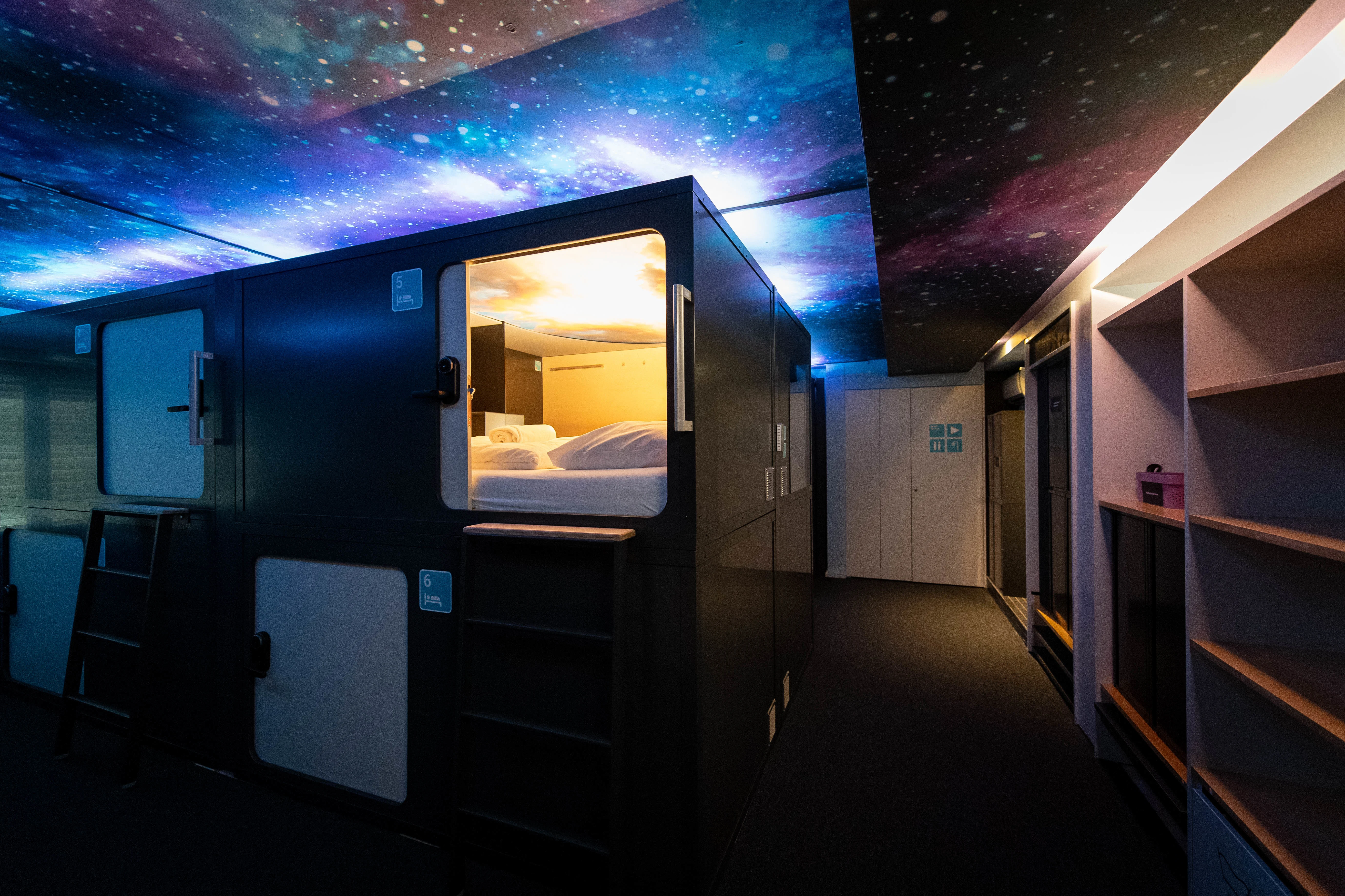 Capsule Hotel - Lucerne Thelab - Lucerne