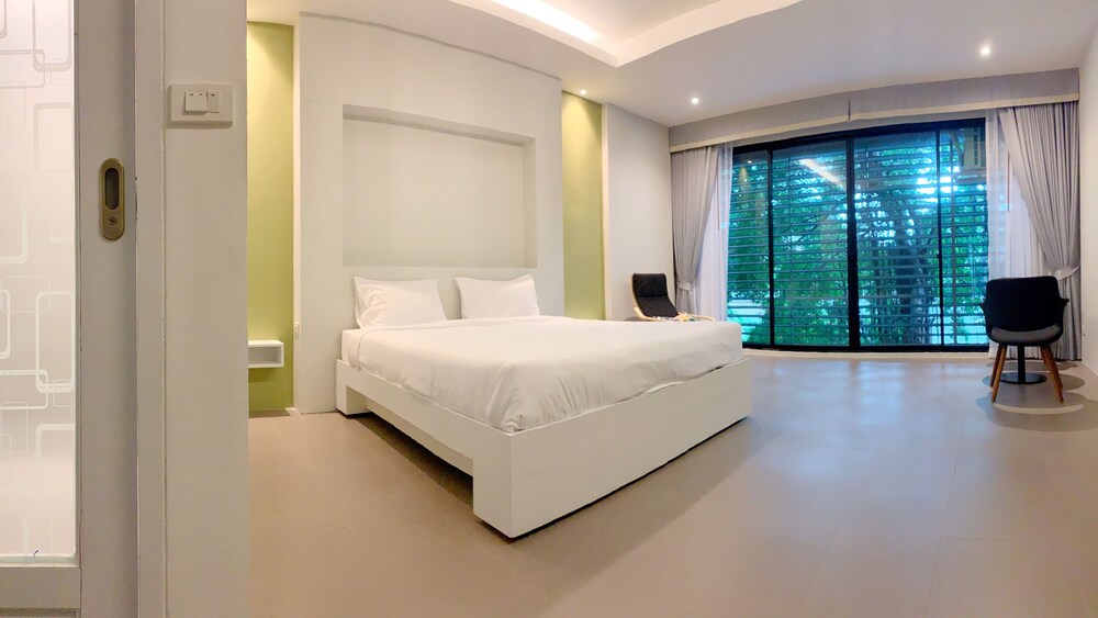 Premium Double Basement room full double bed
