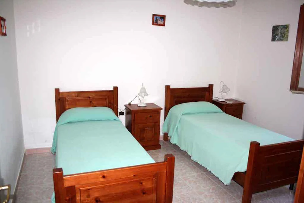 Economy Double room full double bed