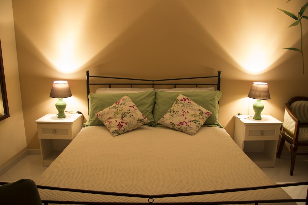 Single Family Studio