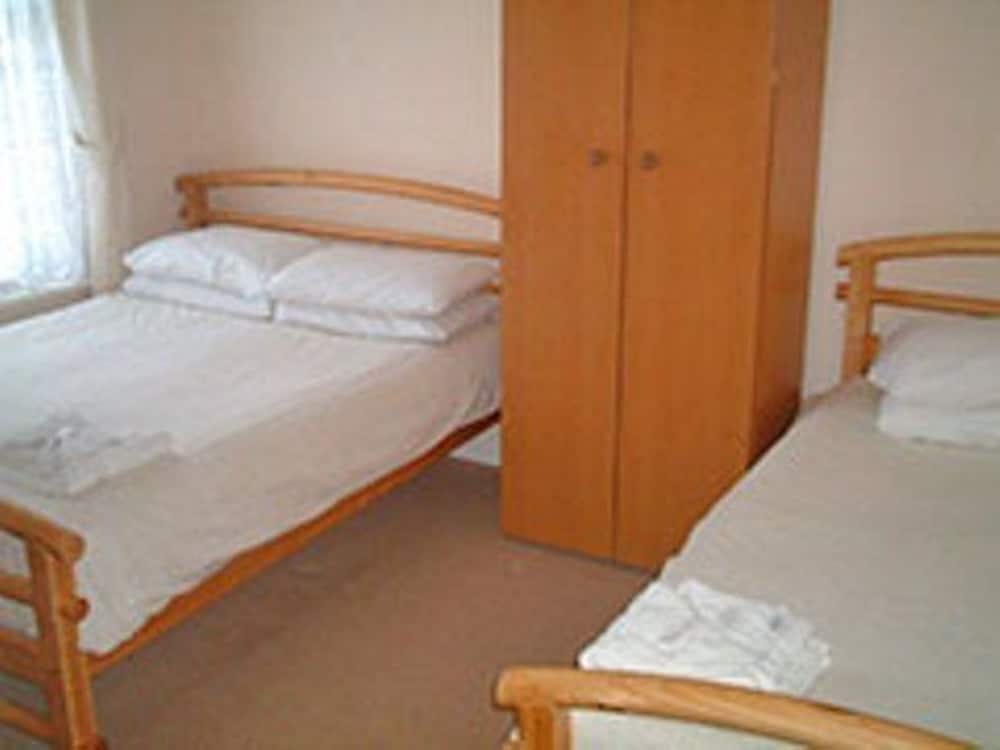 Standard Double room twin beds