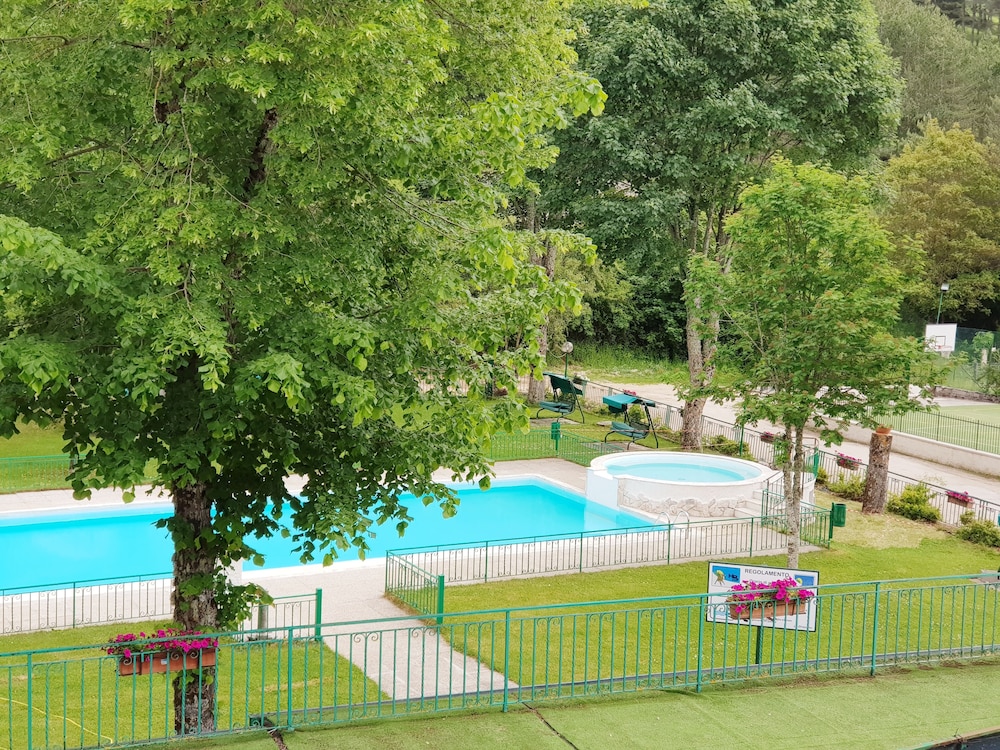 Hotel Bamby - Pescasseroli