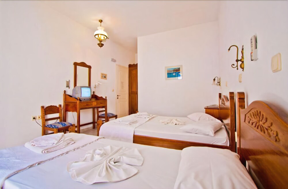 Standard Double room with balcony full double bed
