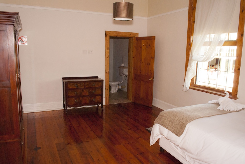 Executive Double room with sea view full double bed