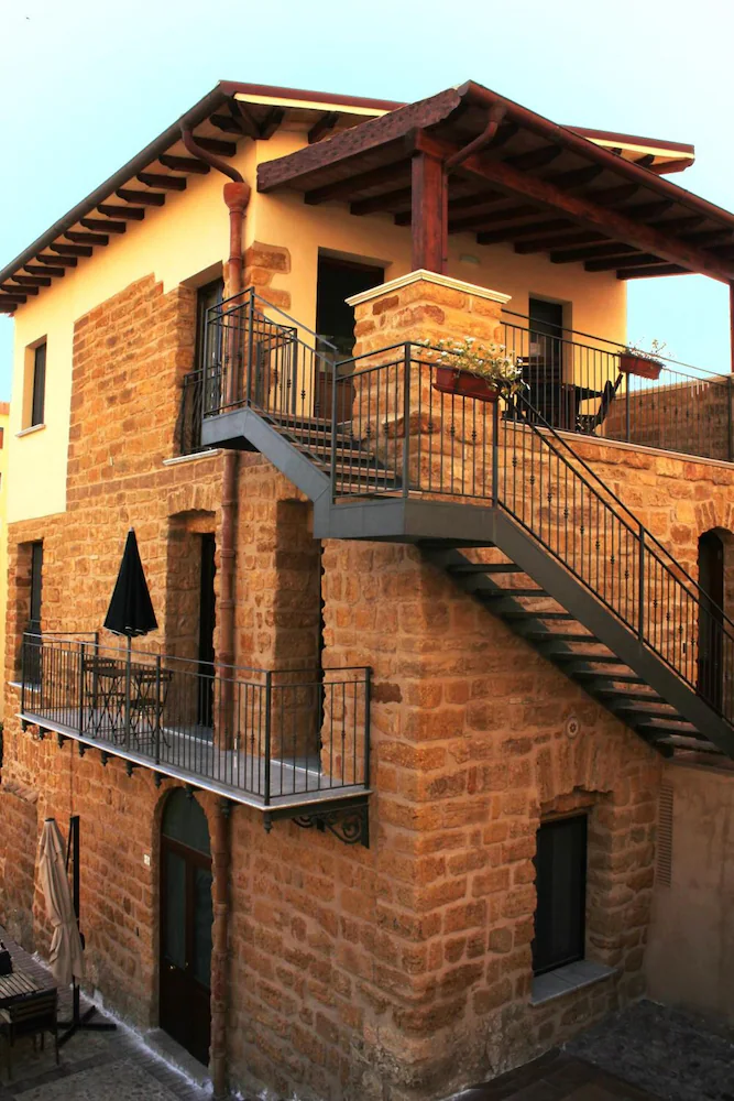 Luxury Quadruple room with balcony