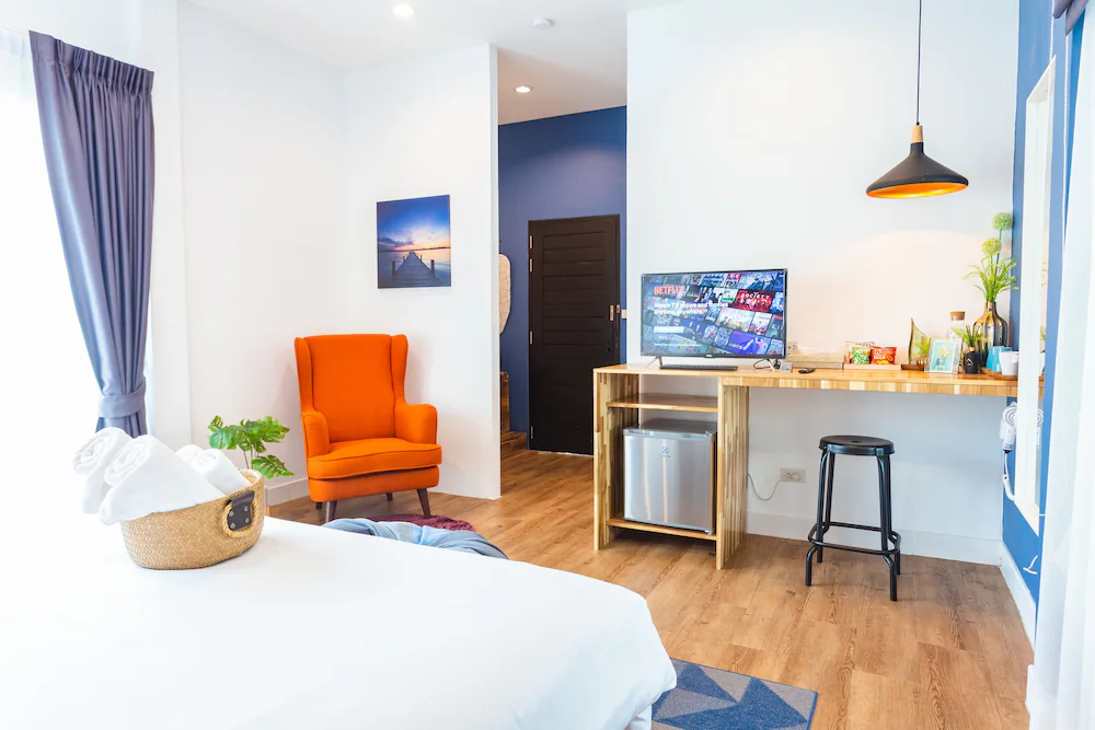 Deluxe Double room with land view full double bed