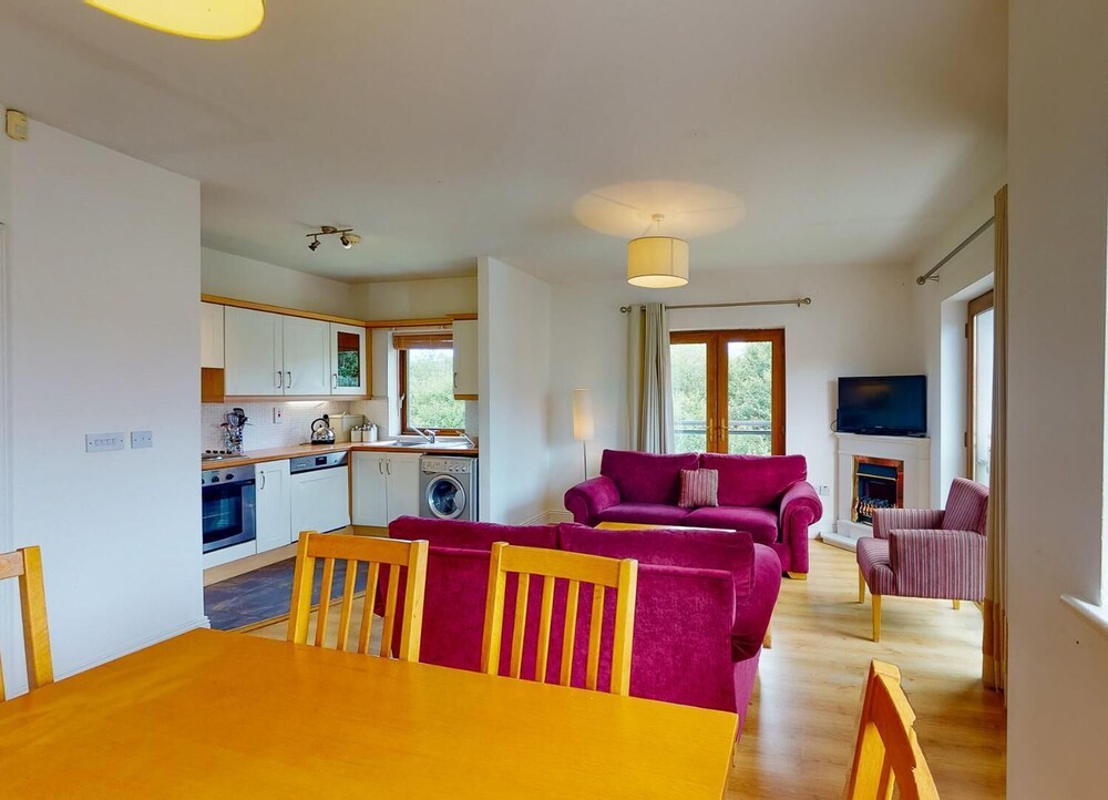 Lakeside Holiday Homes - Killaloe
