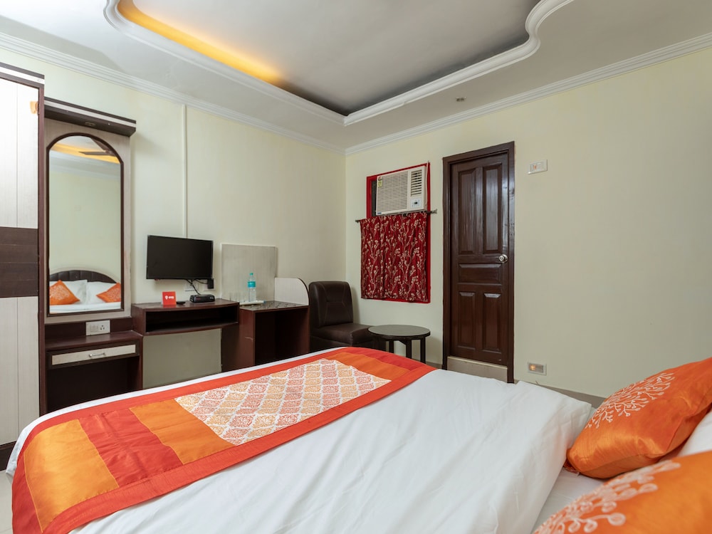 OYO Flagship 15018 Golden Manor Chennai Central exterior
