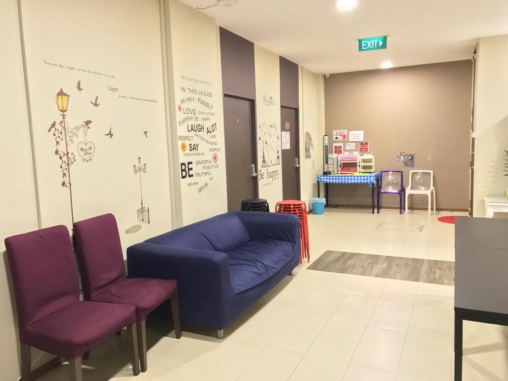 Double Suite full double bed