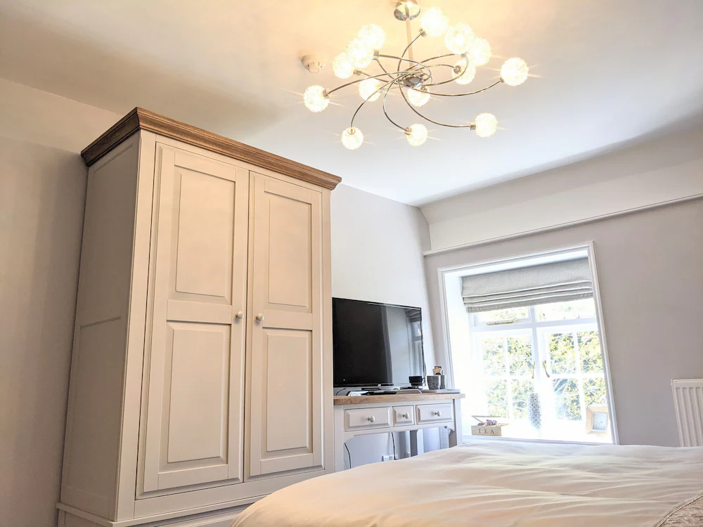 Deluxe Single room with garden view full double bed