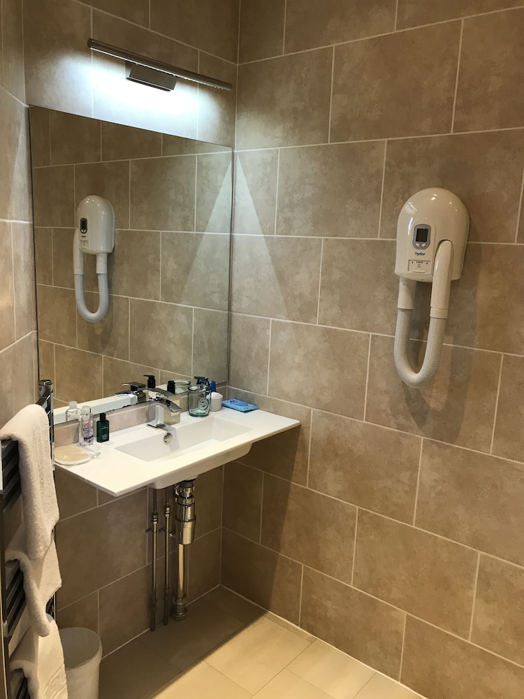 Victoria Spa Lodge exterior