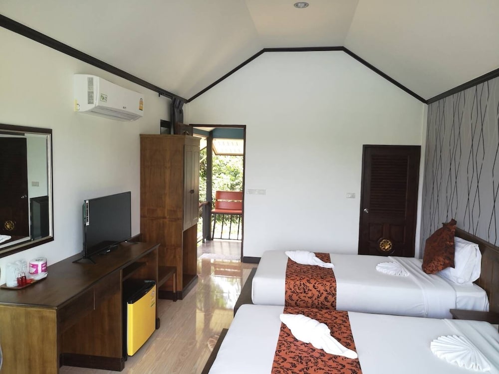 Double Villa full double bed