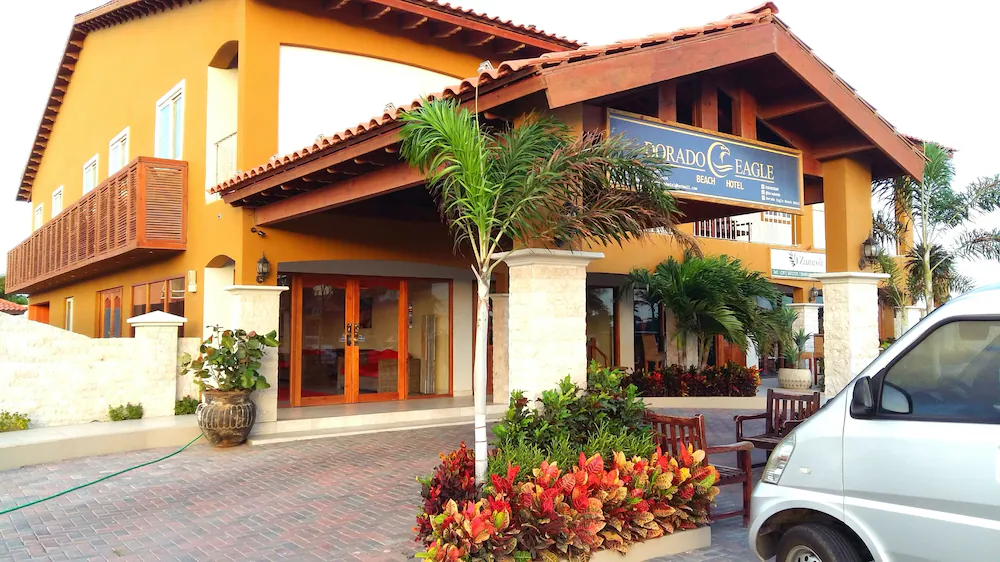 Dorado Eagle Beach Hotel exterior