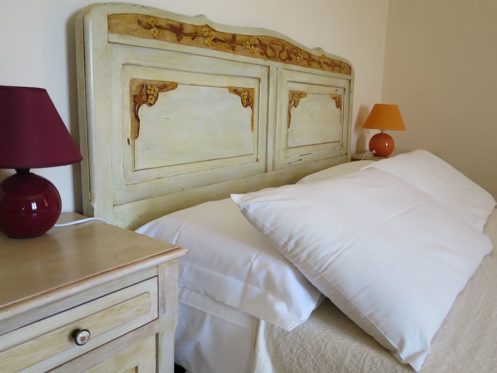 1 Bedroom Deluxe Triple room