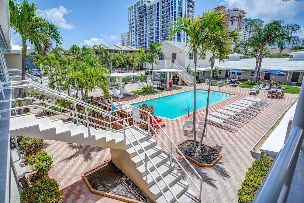 Sea Steps Suites - Pompano Beach, FL