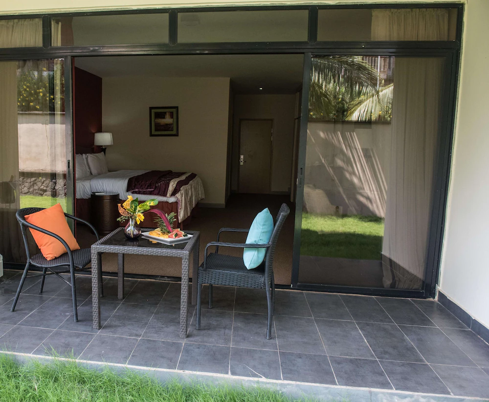 Deluxe Double room with sea view full double bed
