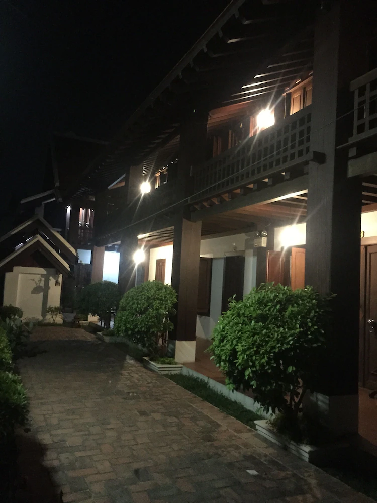 Deluxe Double room with balcony full double bed