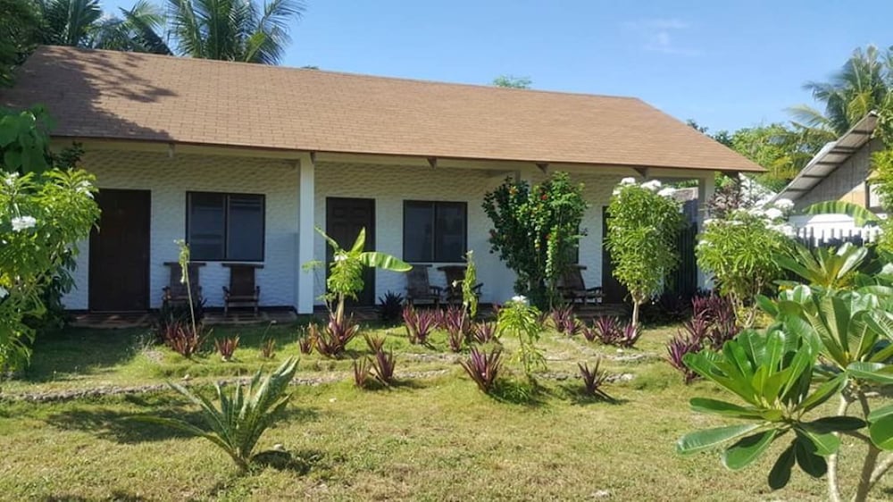 Deluxe Double Cottage with ocean view