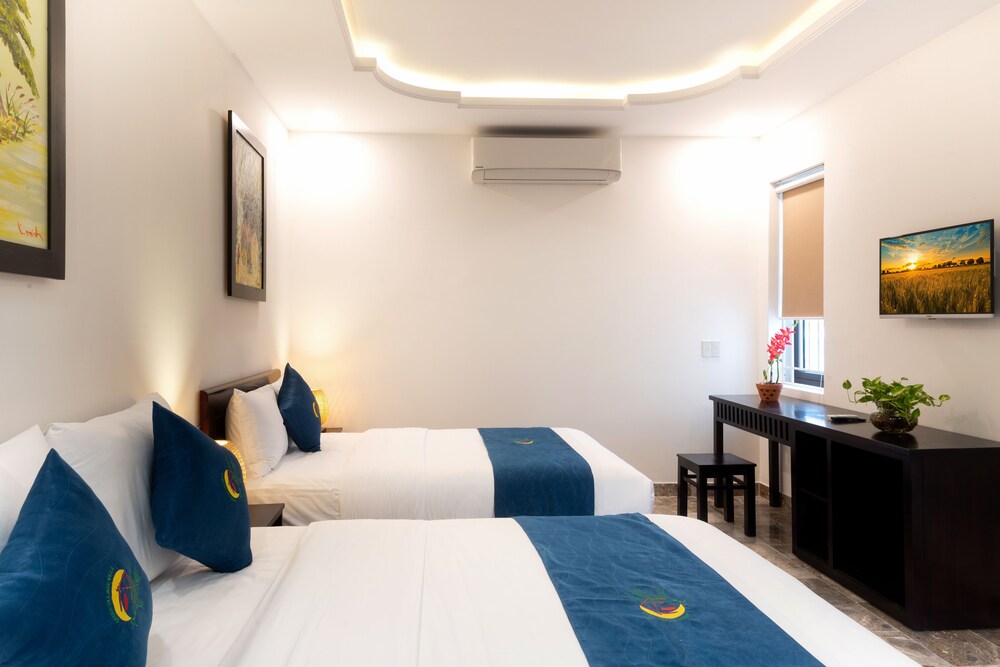 Deluxe Double room with garden view full double bed