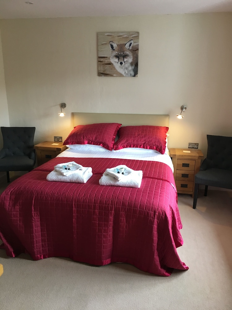 Deluxe Double room with garden view full double bed