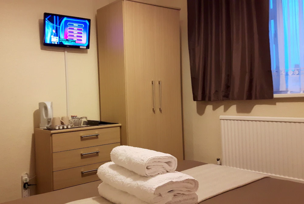 Economy Double room twin beds