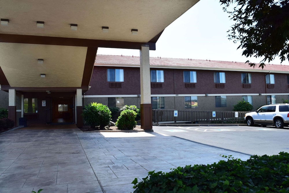 Quadruple Junior Suite