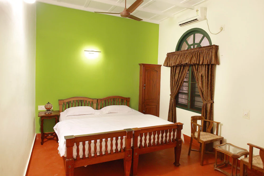 Deluxe Single room