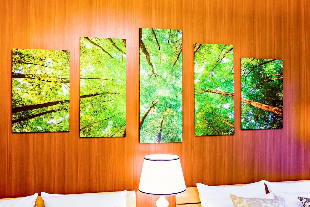 Premias Umeda exterior