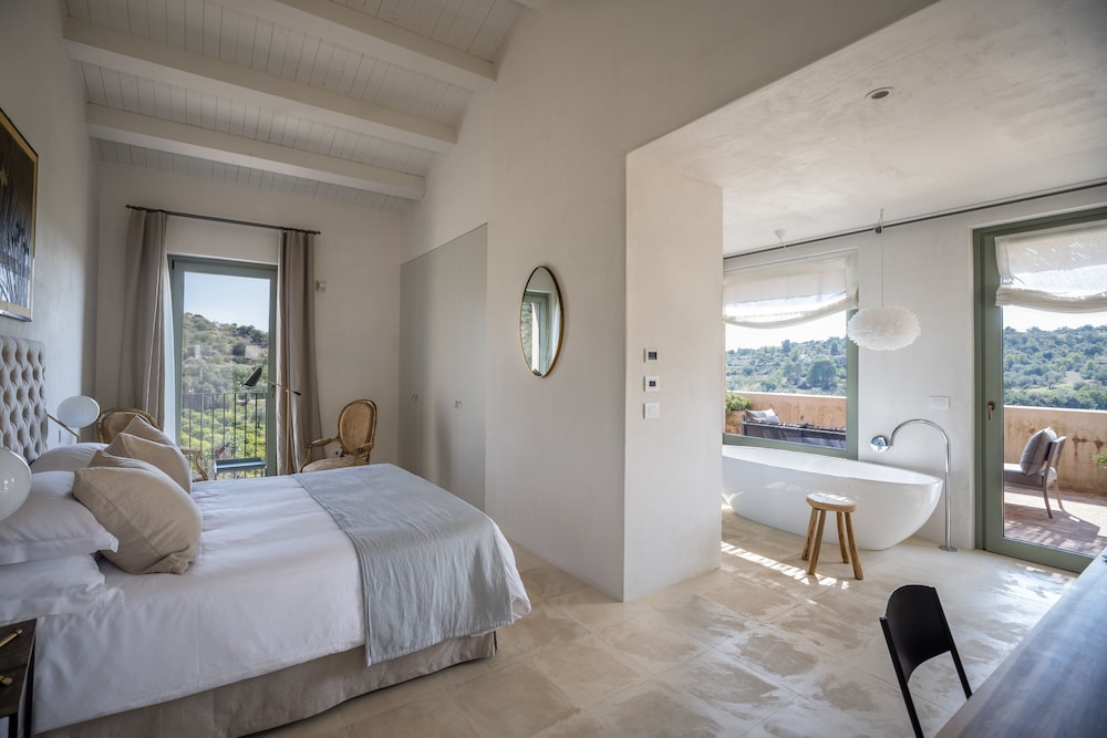Standard Double room full double bed