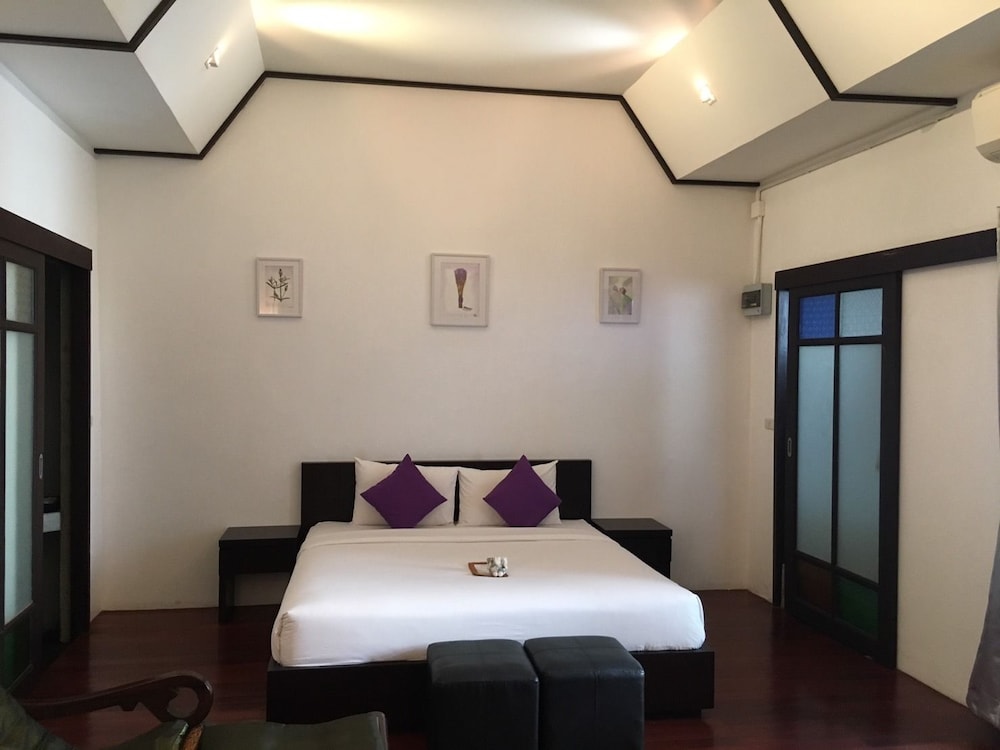 Standard Double Family room full double bed
