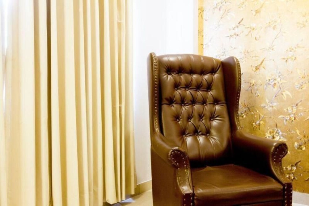 The Dawn Hotel - Mysuru