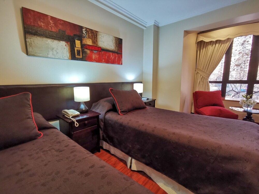 1 Bedroom Triple Apartment