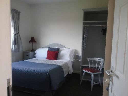 Standard Single room full double bed