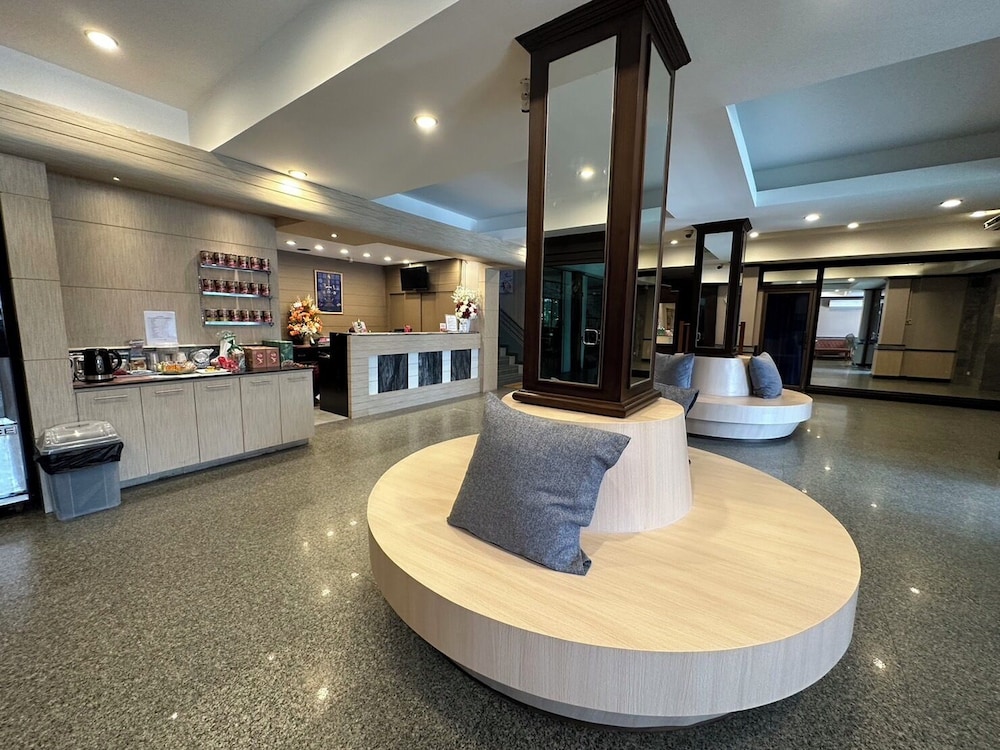 Rayong President Hotel exterior