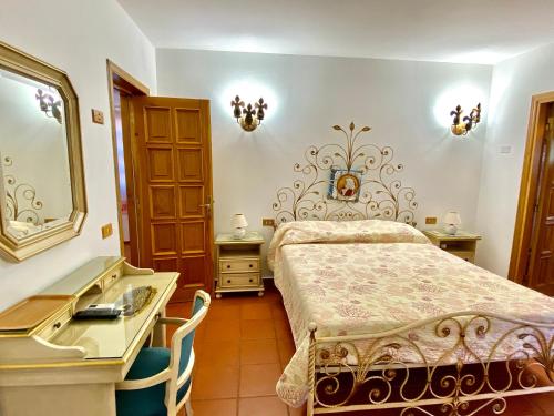 Standard Double room full double bed