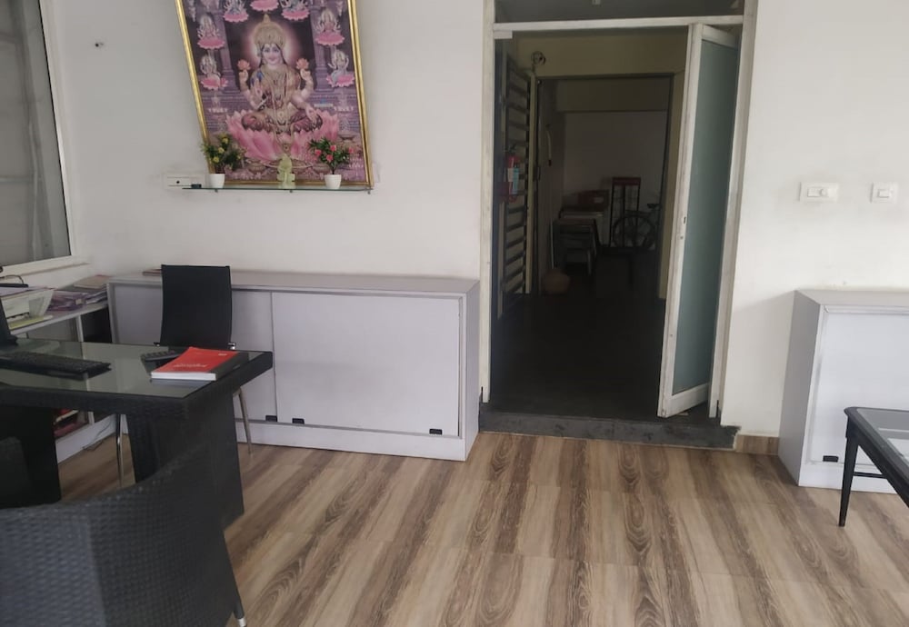 Oyo 9525 Park Service Apartments - Coimbatore