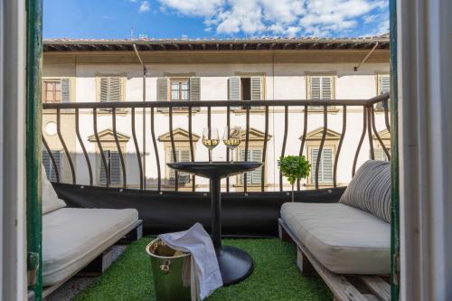 Double Apartment with balcony full double bed