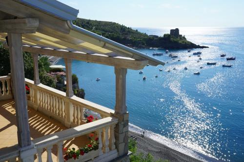 Villa La Petra - Hotel Boutique - San Nicola Arcella