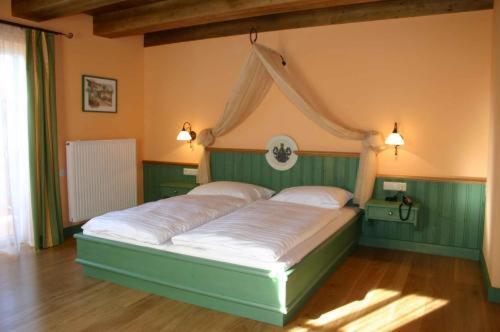 Standard Double room twin beds