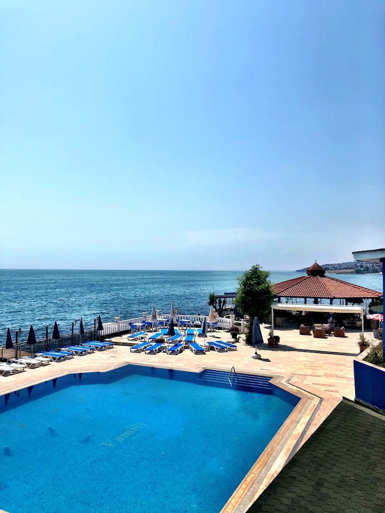 Family Resort Spa & Thalasso Termal - 