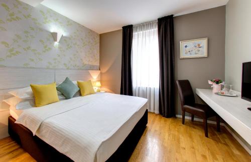 Economy Quadruple room