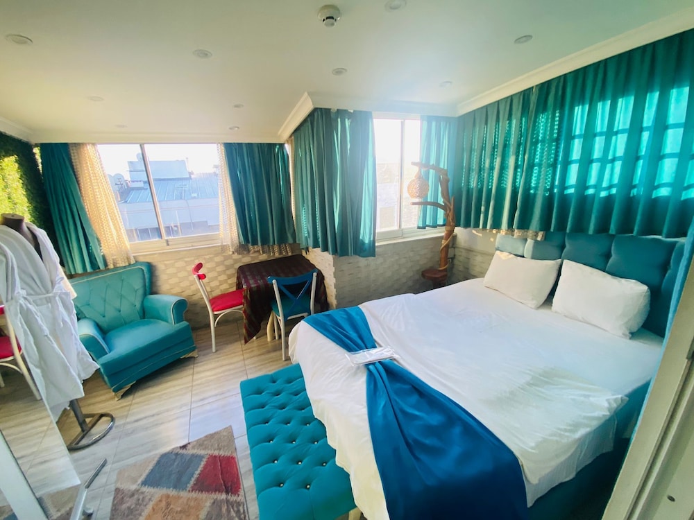 ŞİRi̇nyer Eli̇t Resi̇dance Apart Hotel - Izmir