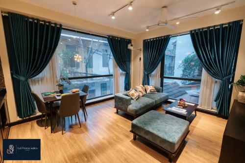 High-ser Apartment -2br - Niceview - Parking - Spacious - In Center - Hanoi