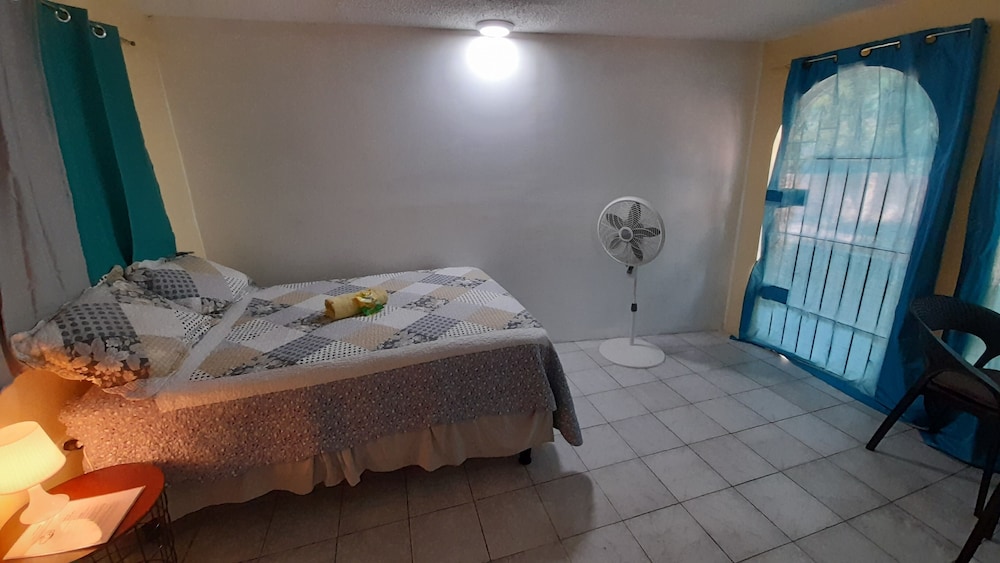 Double Apartment full double bed